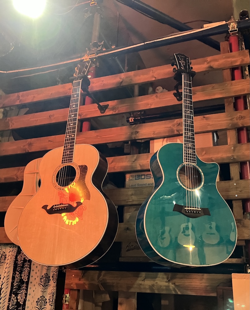 Taylor Legacy 815e&614ce LED(たぶん)